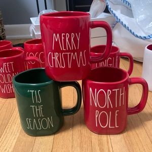 new Rae Dunn Christmas mugs.